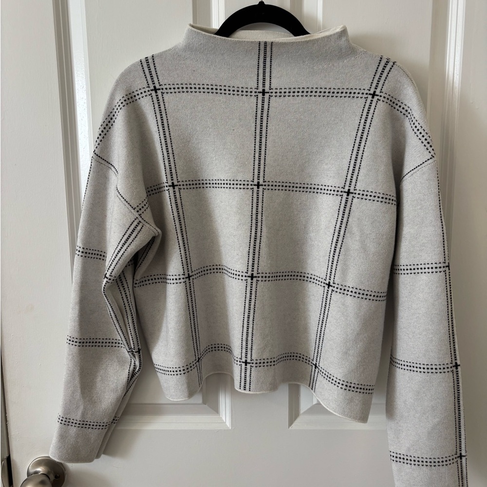 Max Studio Light Gray‎ & Black Windowpane Pattern Mock neck Sweater Medium